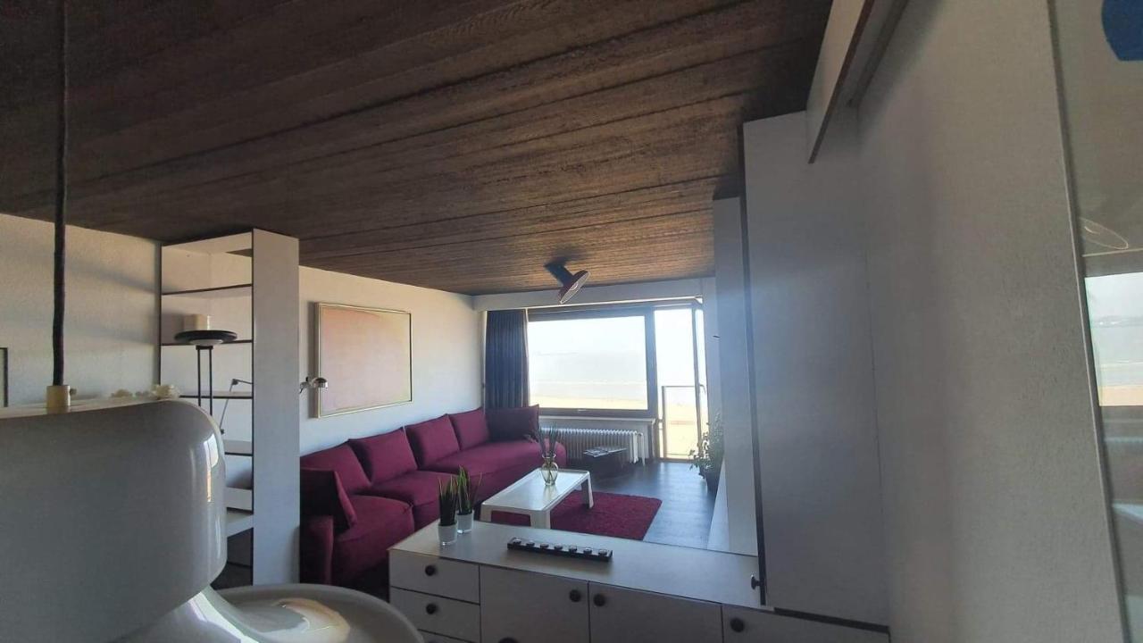 Modern Appartement Met Frontaal Zeezicht En Prive Parking Кнокке-Хейст Экстерьер фото